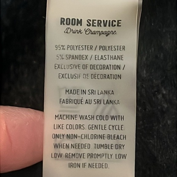 Room Service Womens Long Sleeve Velour Pajama/Lounge Top Size XL Black W/Stars - Picture 8 of 9